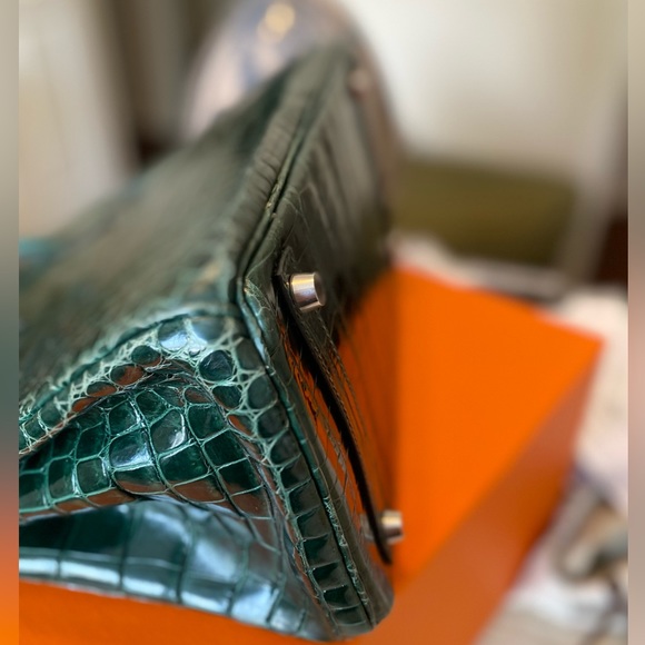 Hermes 30 Birkin in Green Crocodile - Picture 4 of 12